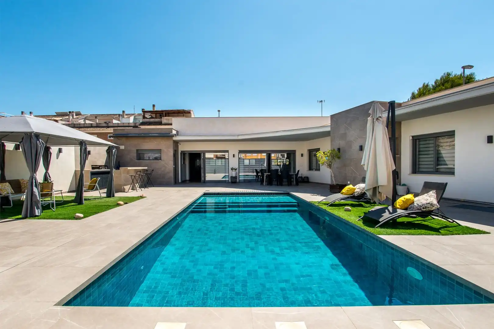 Piscina de Casa o chalet en venta en Murcia con Aire acondicionado, Calefacción y Jardín privado