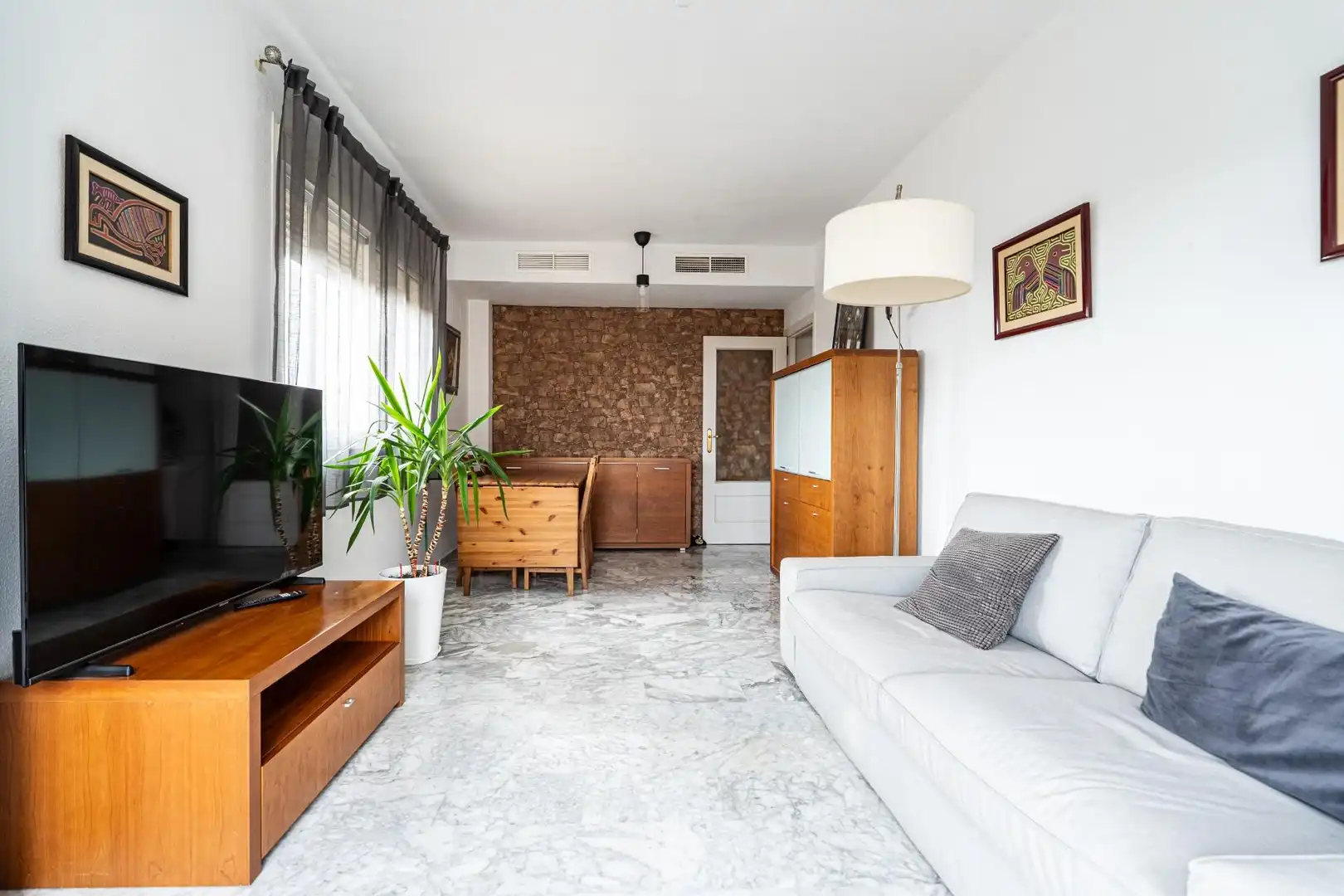 Sala de estar de Ático en venta en Tomares con Terraza y Piscina comunitaria