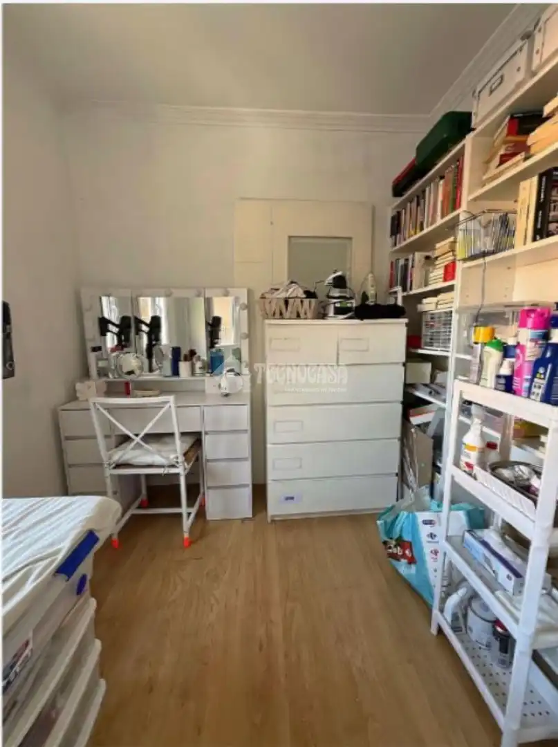 Bedroom of Flat for sale in Madrid  with Air Conditioner, Heating and Parquet flooring