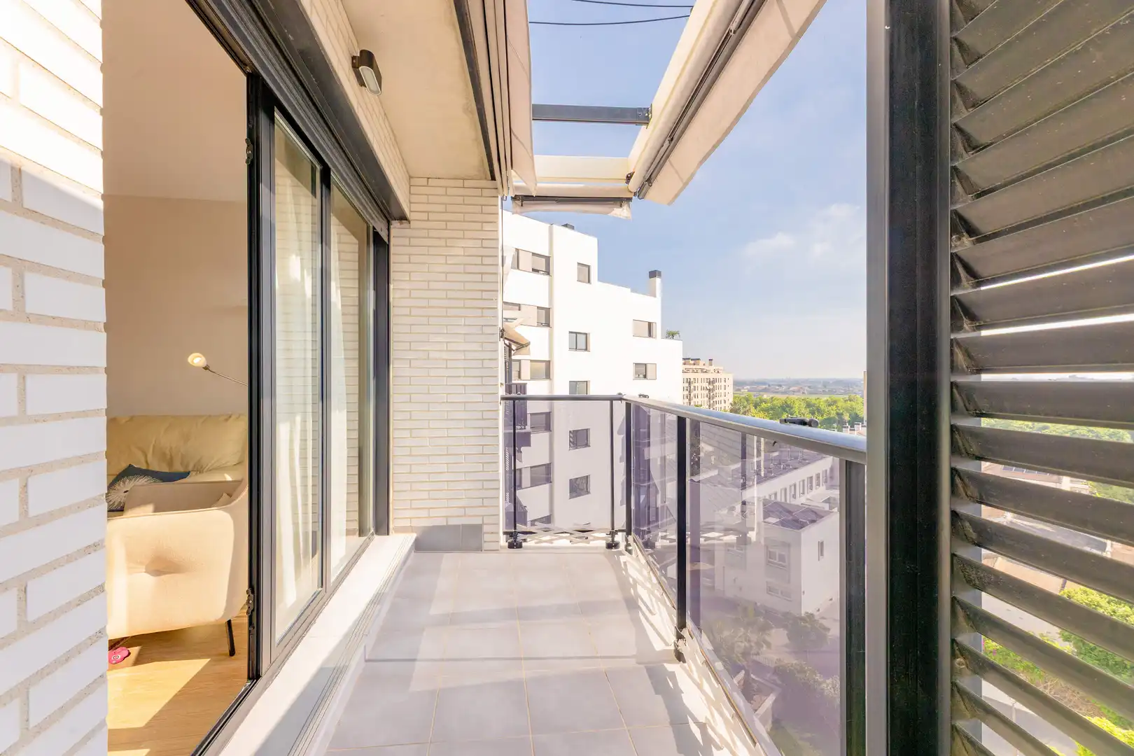 Terraza de Piso en venta en Valencia con Trastero, Piscina y Balcón