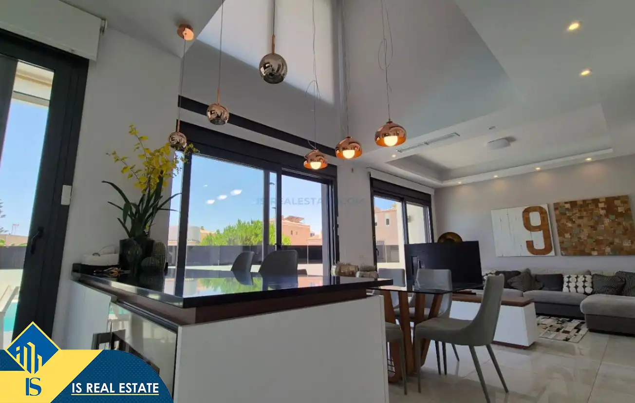 Villa avec piscine à vendre à Playa de los Locos, imagen 18