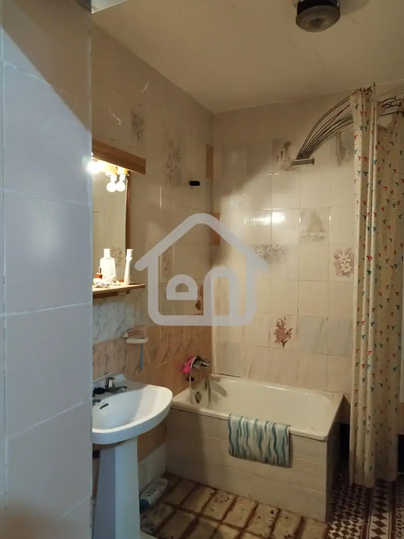 Badezimmer von Garage zum Verkauf in Requena