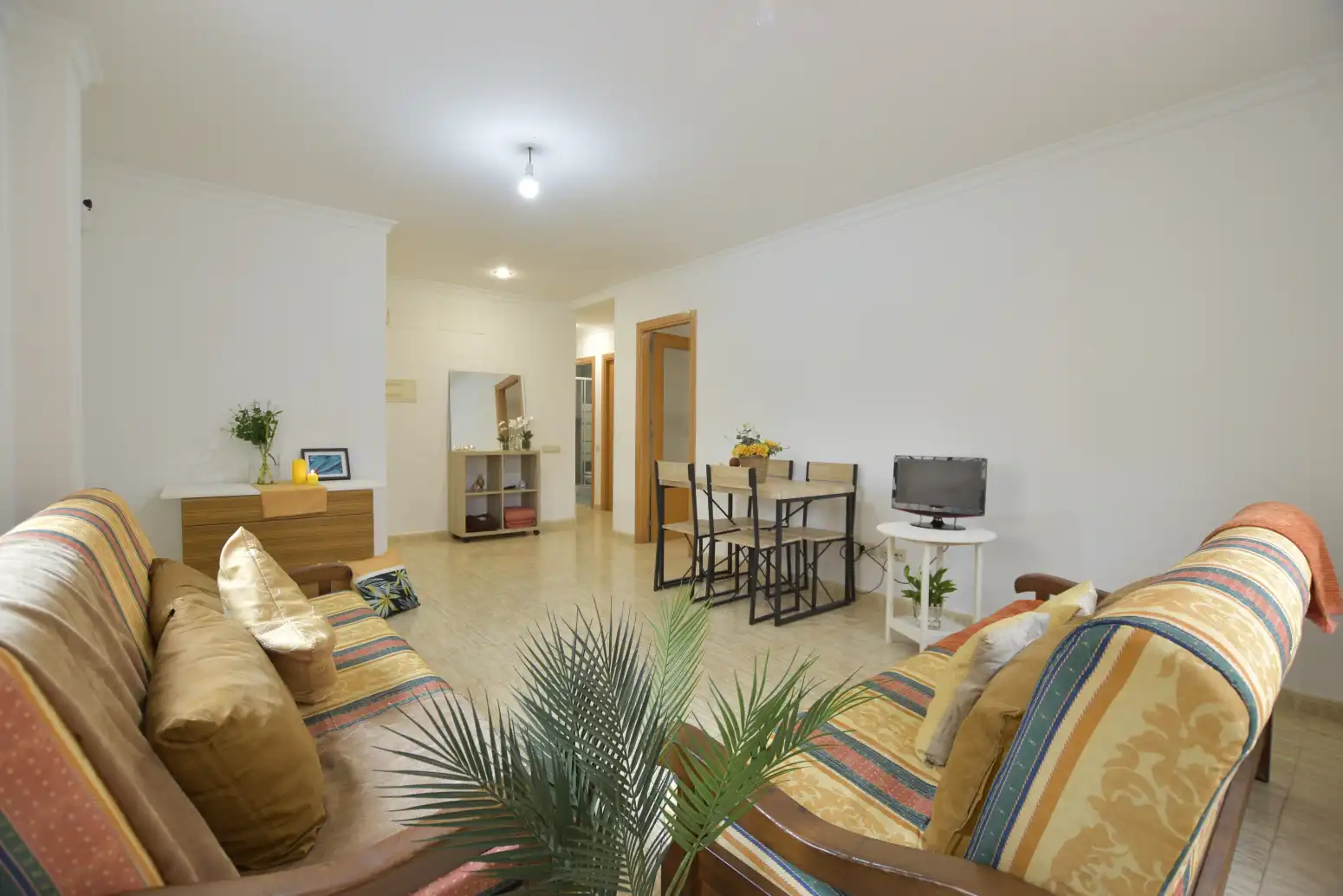 Piso de alquiler en Rafelbuñol / Rafelbunyol, Valencia