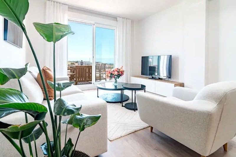 Sala d'estar de Apartament en venda en Marbella amb Aire condicionat, Terrassa i Moblat