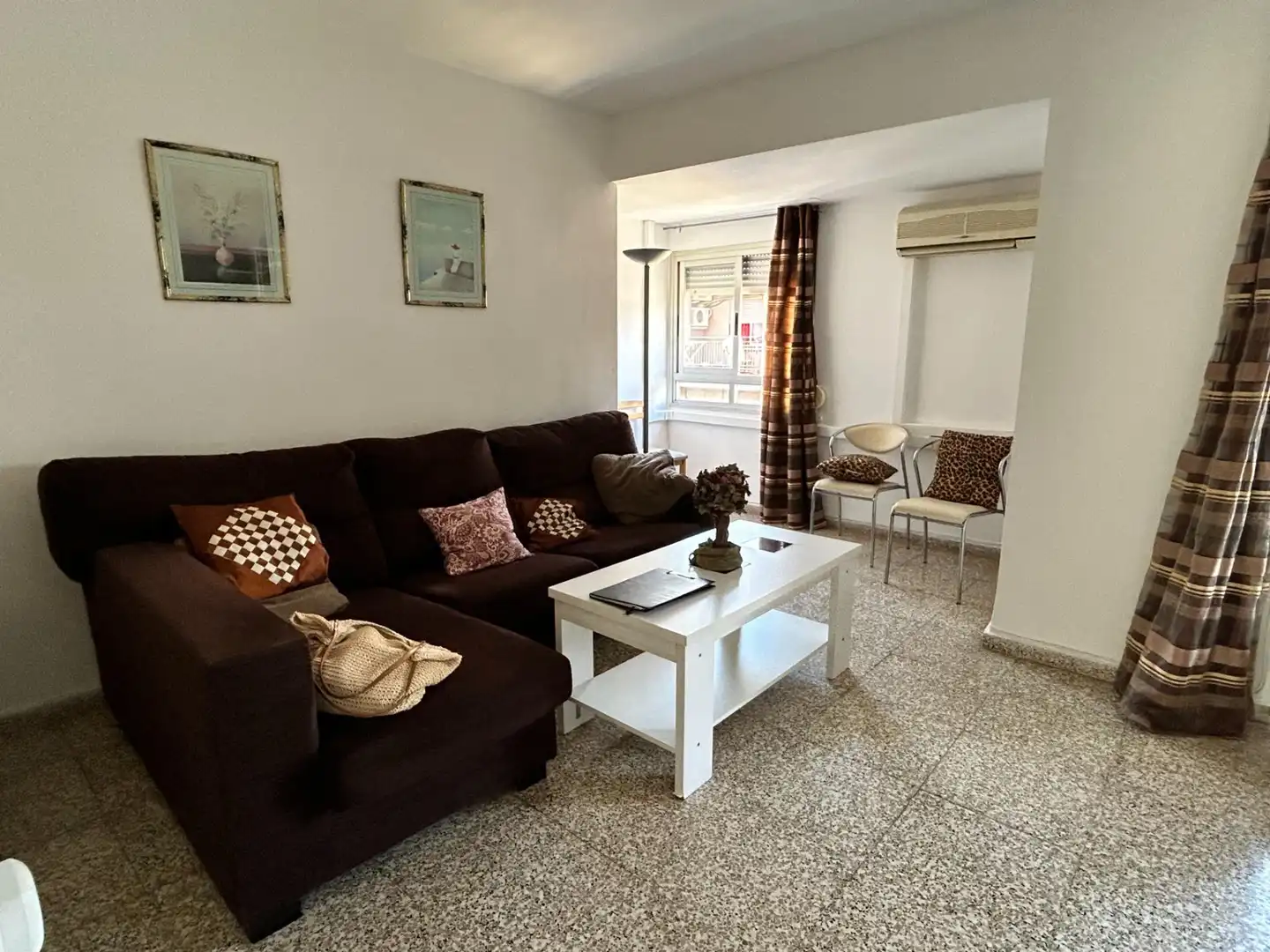 Sala d'estar de Pis en venda en Gandia amb Aire condicionat, Calefacció i Moblat