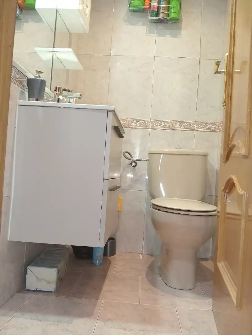 Bathroom of Flat for sale in Alcorcón  with Air Conditioner, Heating and Private garden