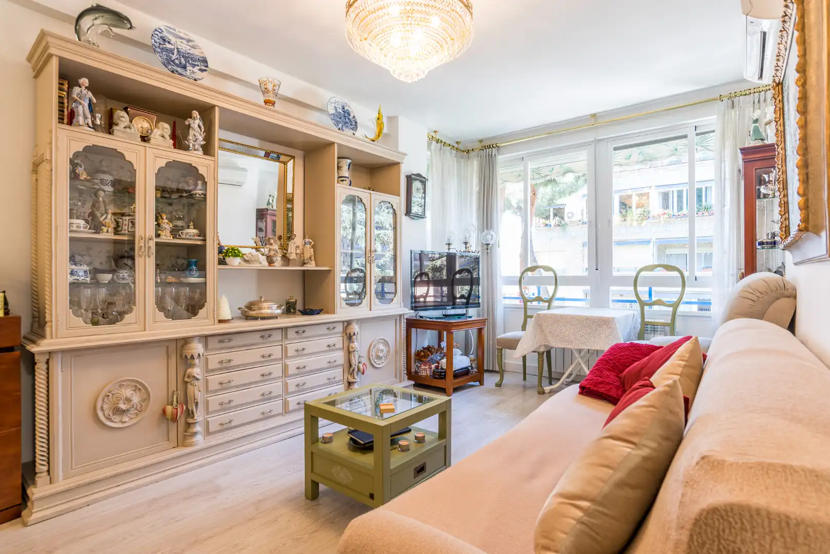 Sala de estar de Piso en venta en Madrid con Aire acondicionado, Calefacción y Piscina comunitaria