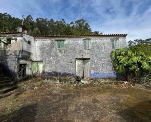 Vista exterior de Casa o xalet en venda en Marín amb Jardí privat