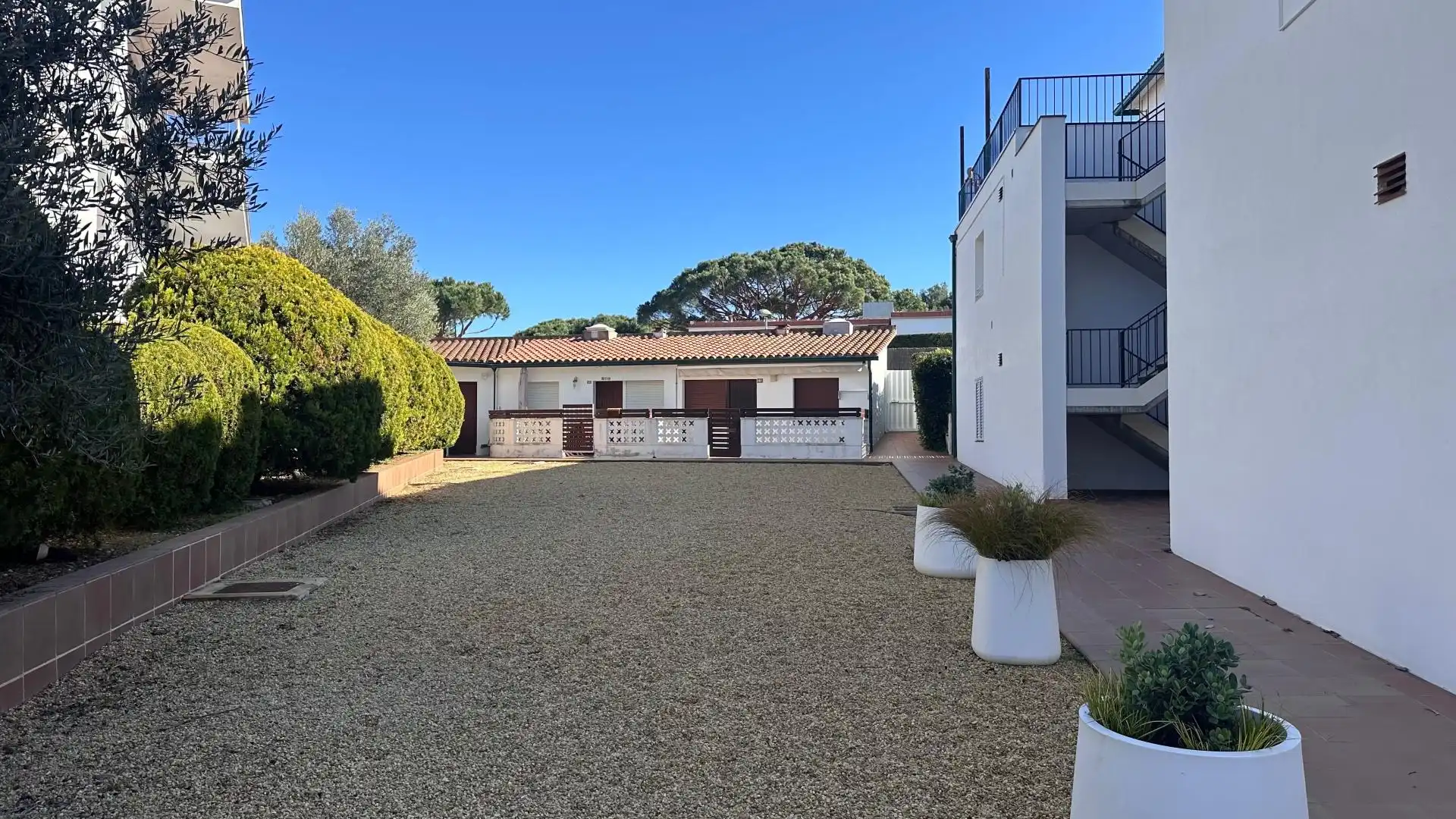 Exterior view of Flat for sale in Castell d'Aro, Platja d'Aro i s'Agaró  with Air Conditioner and Terrace