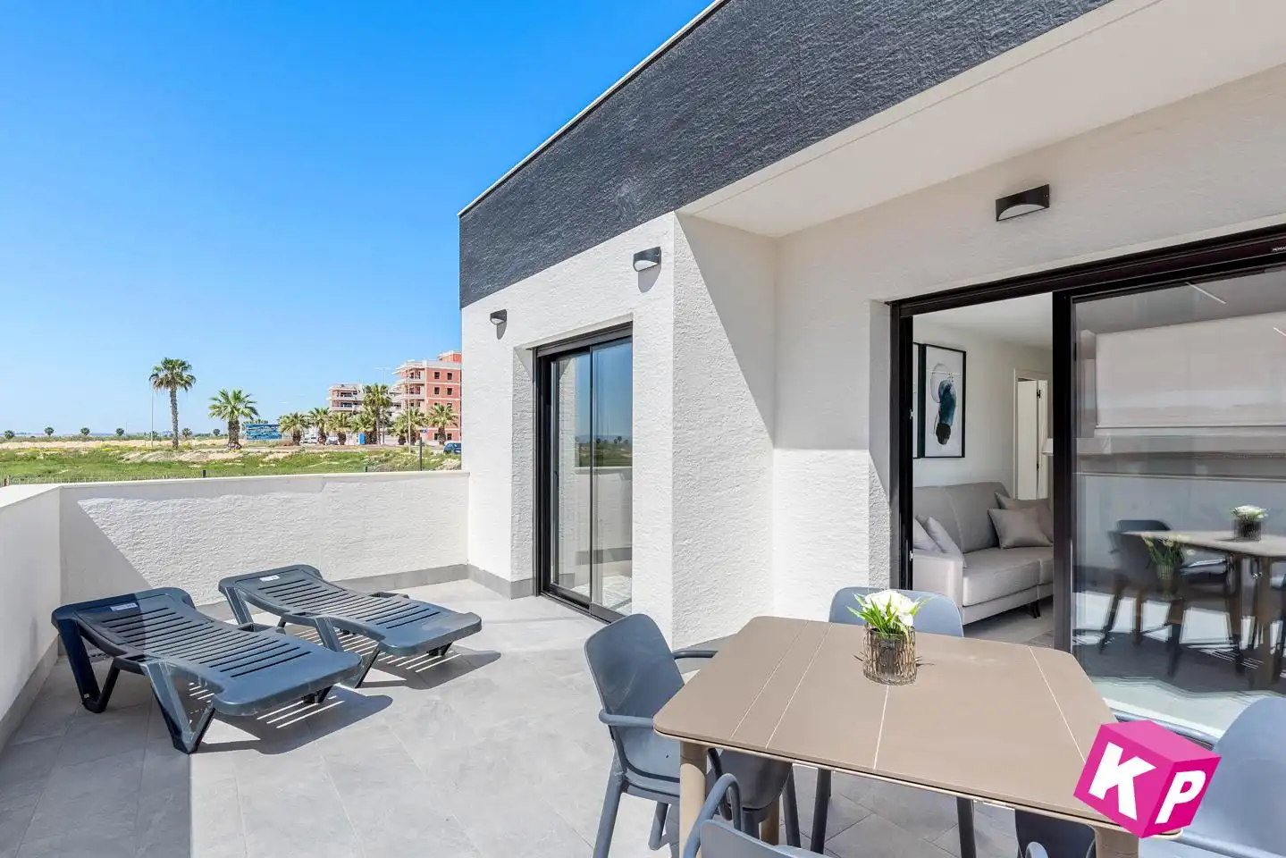 Terraza de Piso en venta en Guardamar del Segura con Aire acondicionado, Jardín privado y Terraza