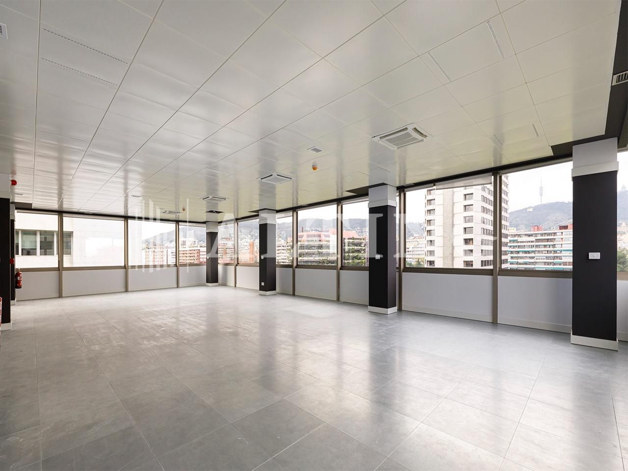 Office to rent in  Barcelona Capital  with Air Conditioner and Heating