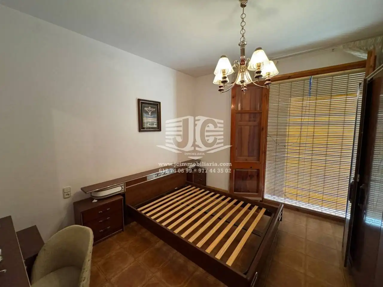 Dormitori de Casa o xalet en venda en Tortosa amb Aire condicionat, Terrassa i Moblat
