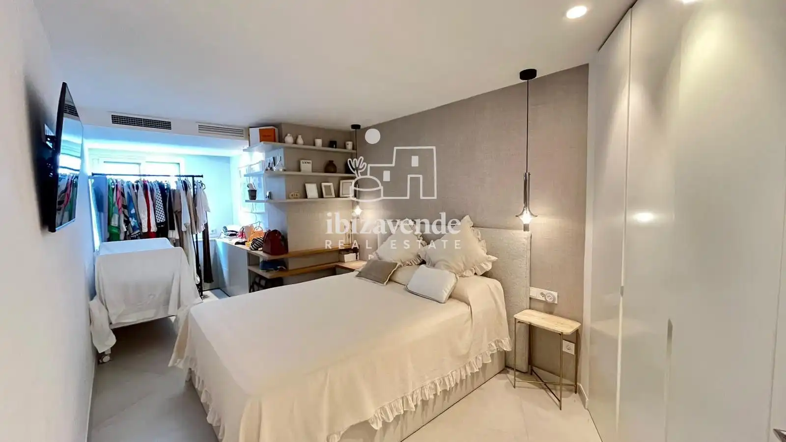 Piso con piscina en venta en Juan Carlos I, imagen 8