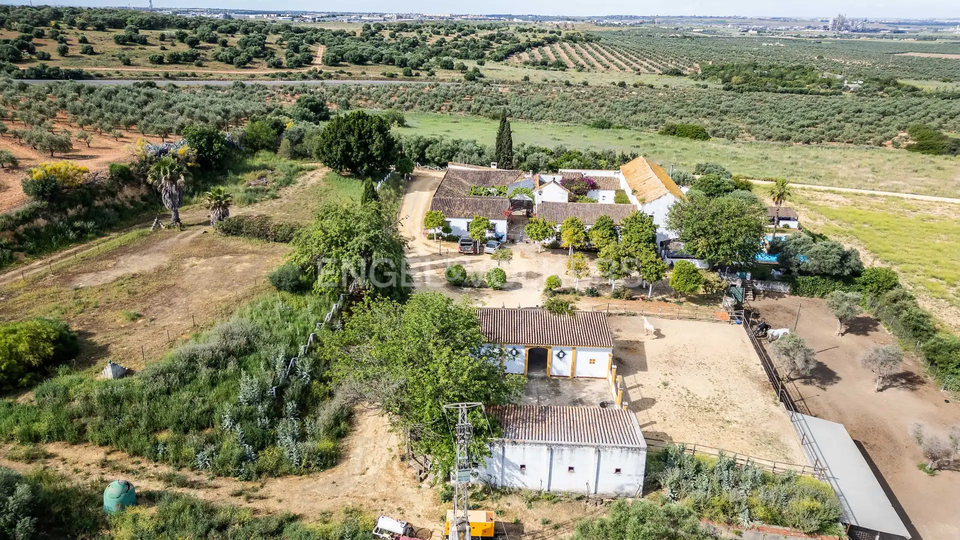 Finca rústica en venda en Alcalá de Guadaira amb Calefacció, Jardí privat i Terrassa
