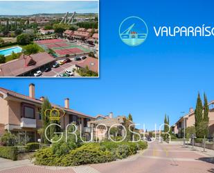 Exterior view of Single-family semi-detached for sale in Valladolid Capital  with Terrace