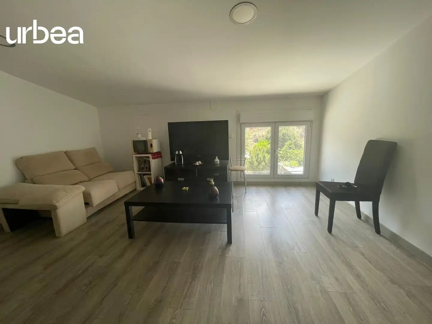 Sala de estar de Finca rústica de alquiler en Málaga con Calefacción, Jardín privado y Terraza