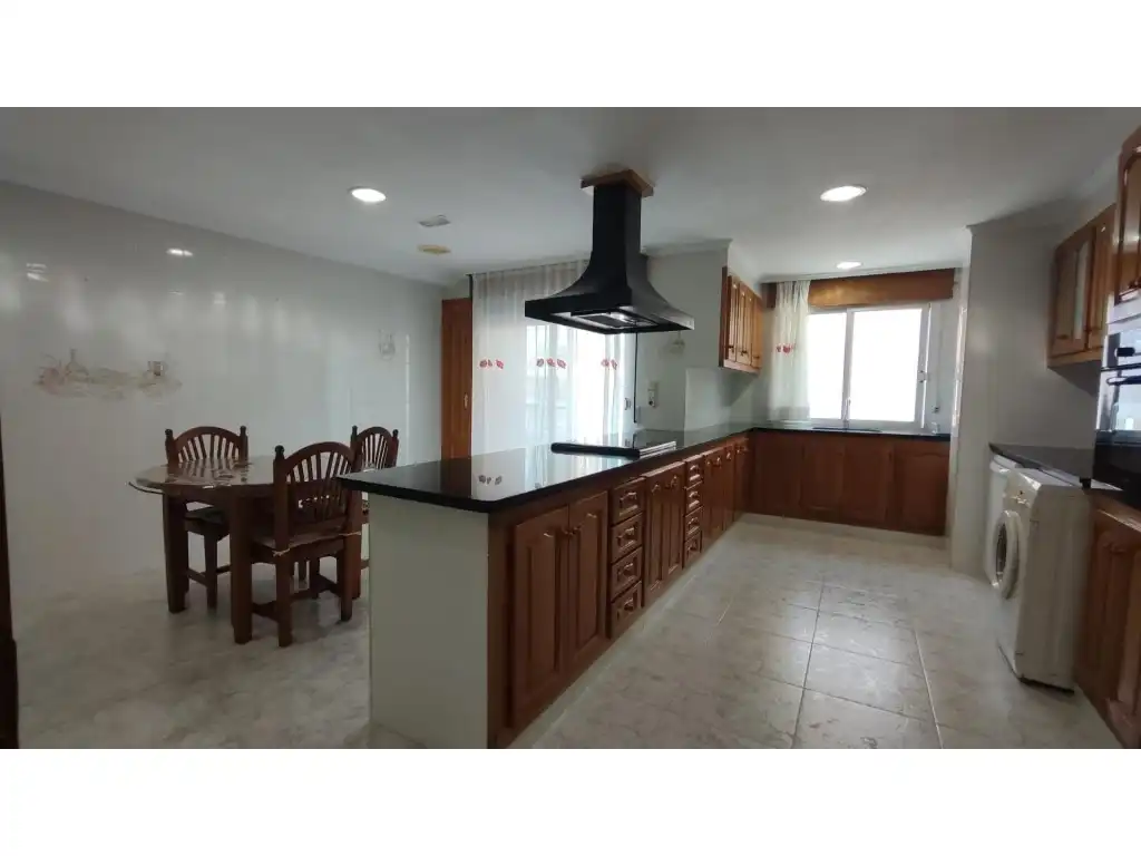 Cocina de Piso en venta en Tavernes de la Valldigna con Aire acondicionado, Terraza y Balcón