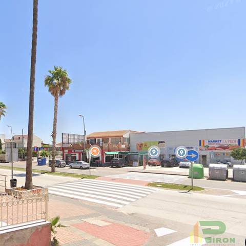 Local comercial en Alquiler en La Hoya