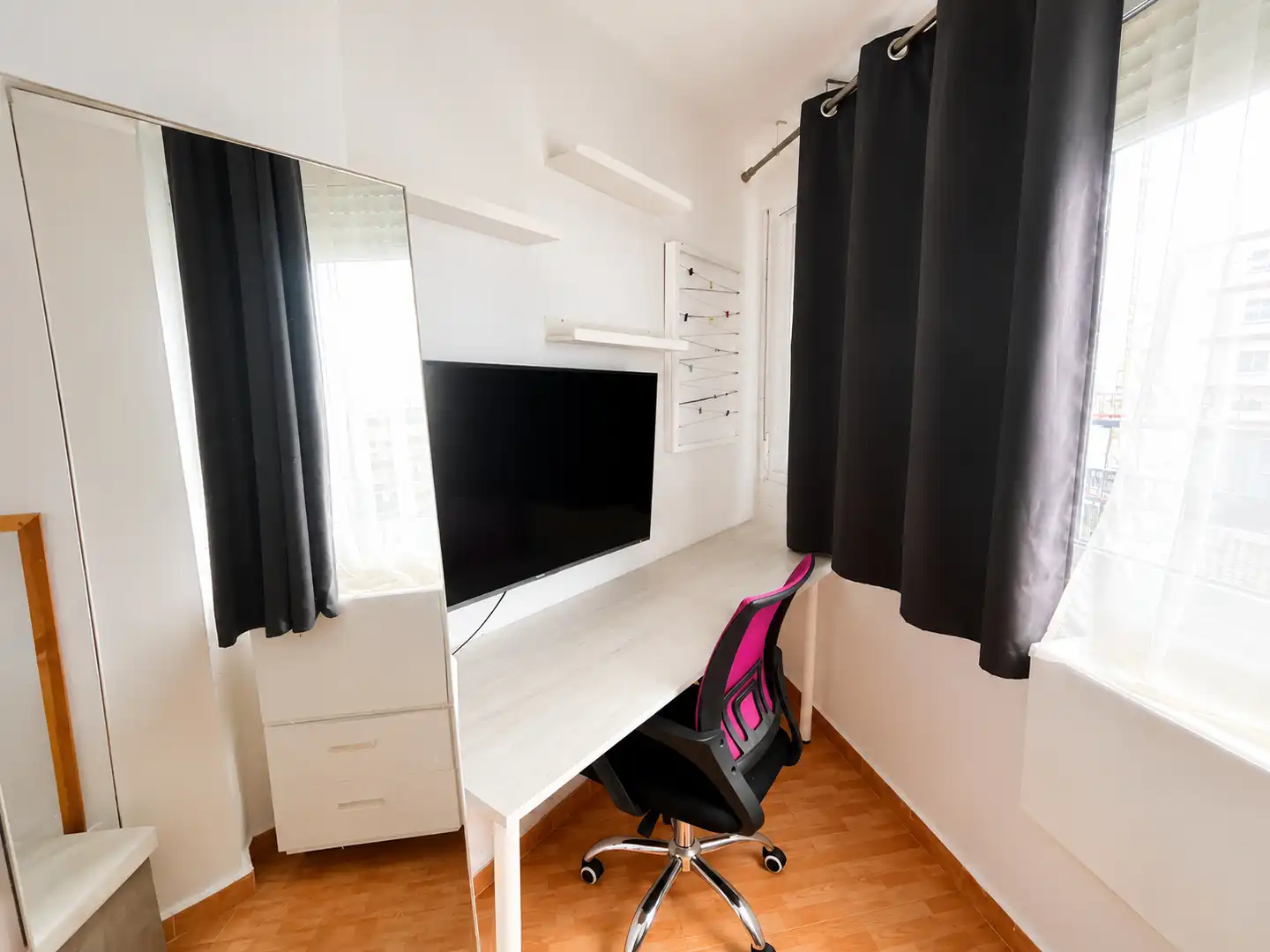 Wohnung zum Verkauf in Torremolinos mit Klimaanlage, Terrasse und Möbliert