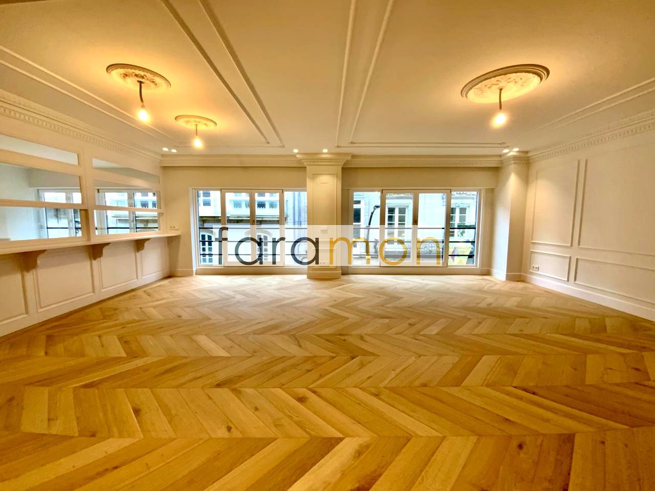 Pis en venda en Vigo  amb Aire condicionat, Calefacció i Parquet