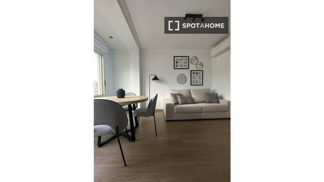 Piso en Alquiler en El Camp de l'Arpa del Clot