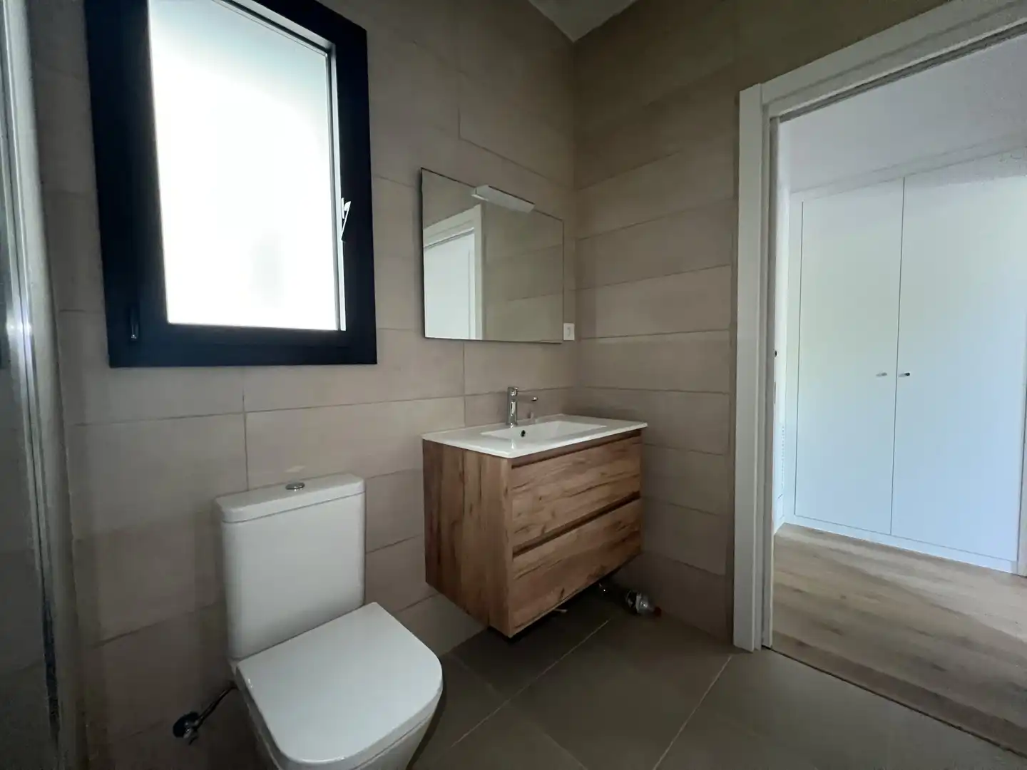 Badezimmer von Wohnung zur Miete in Tarragona mit Klimaanlage, Terrasse und Balkon