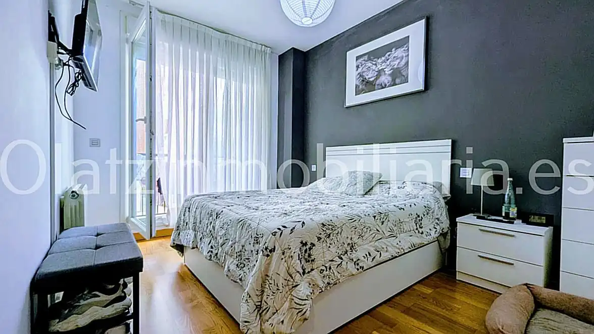Bedroom of Flat for sale in Amorebieta-Etxano  with Heating, Balcony and Community pool