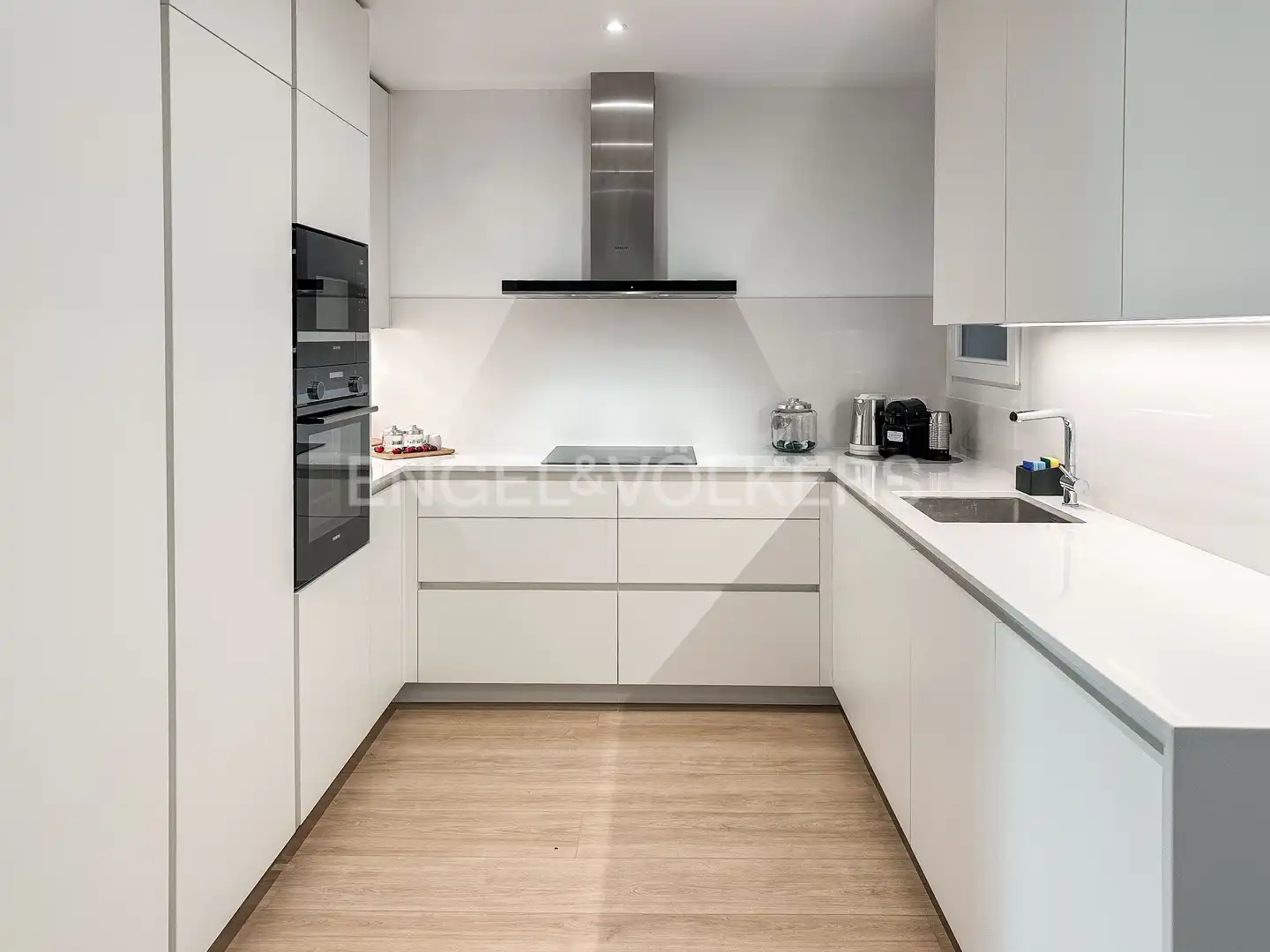 Cocina de Piso de alquiler en Barcelona con Aire acondicionado, Calefacción y Trastero
