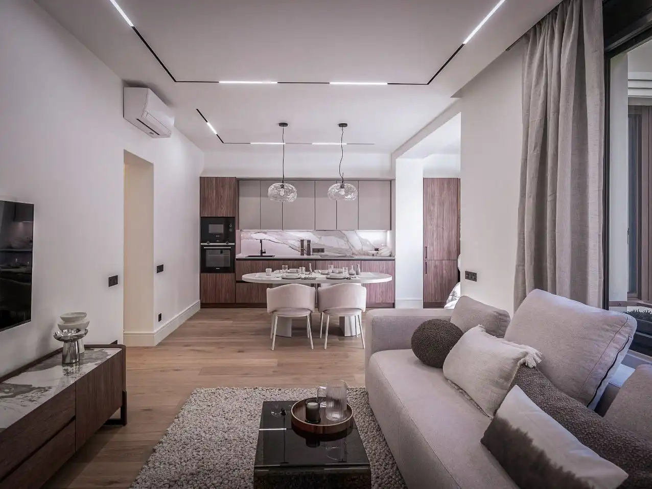 Piso con jardín en venta en Roger de Llúria 124, imagen 2