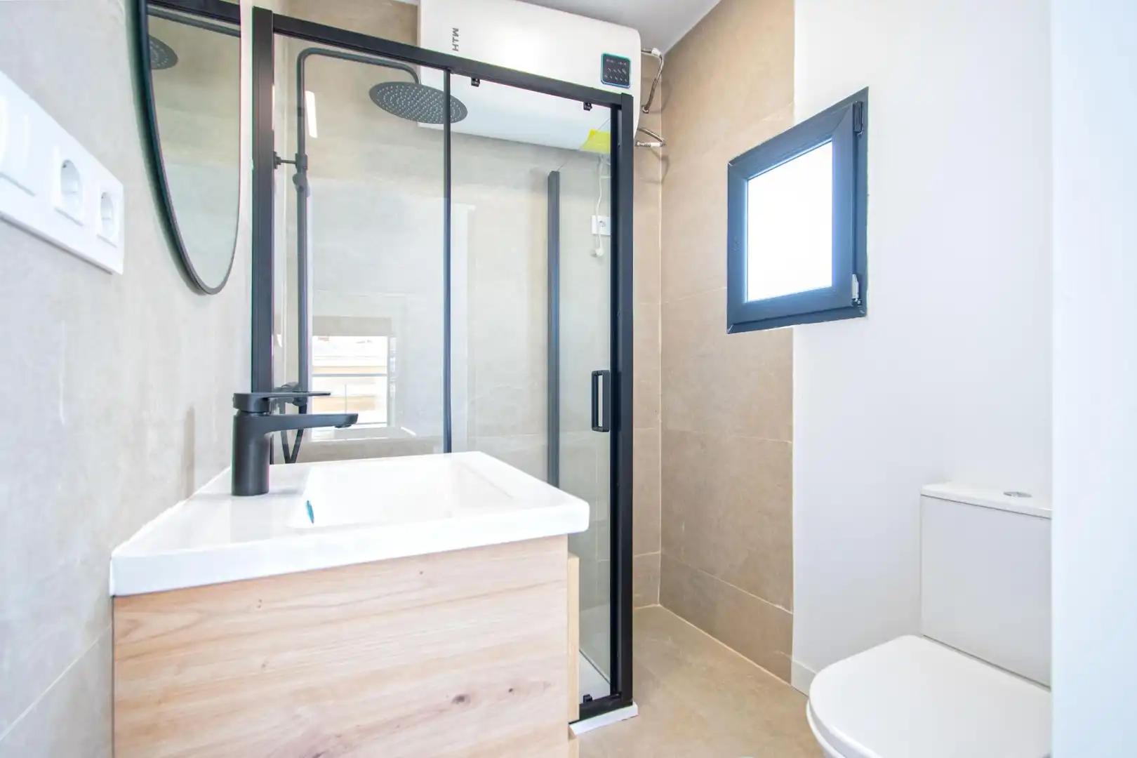 Piso con terraza en venta en Casco Antiguo, imagen 75