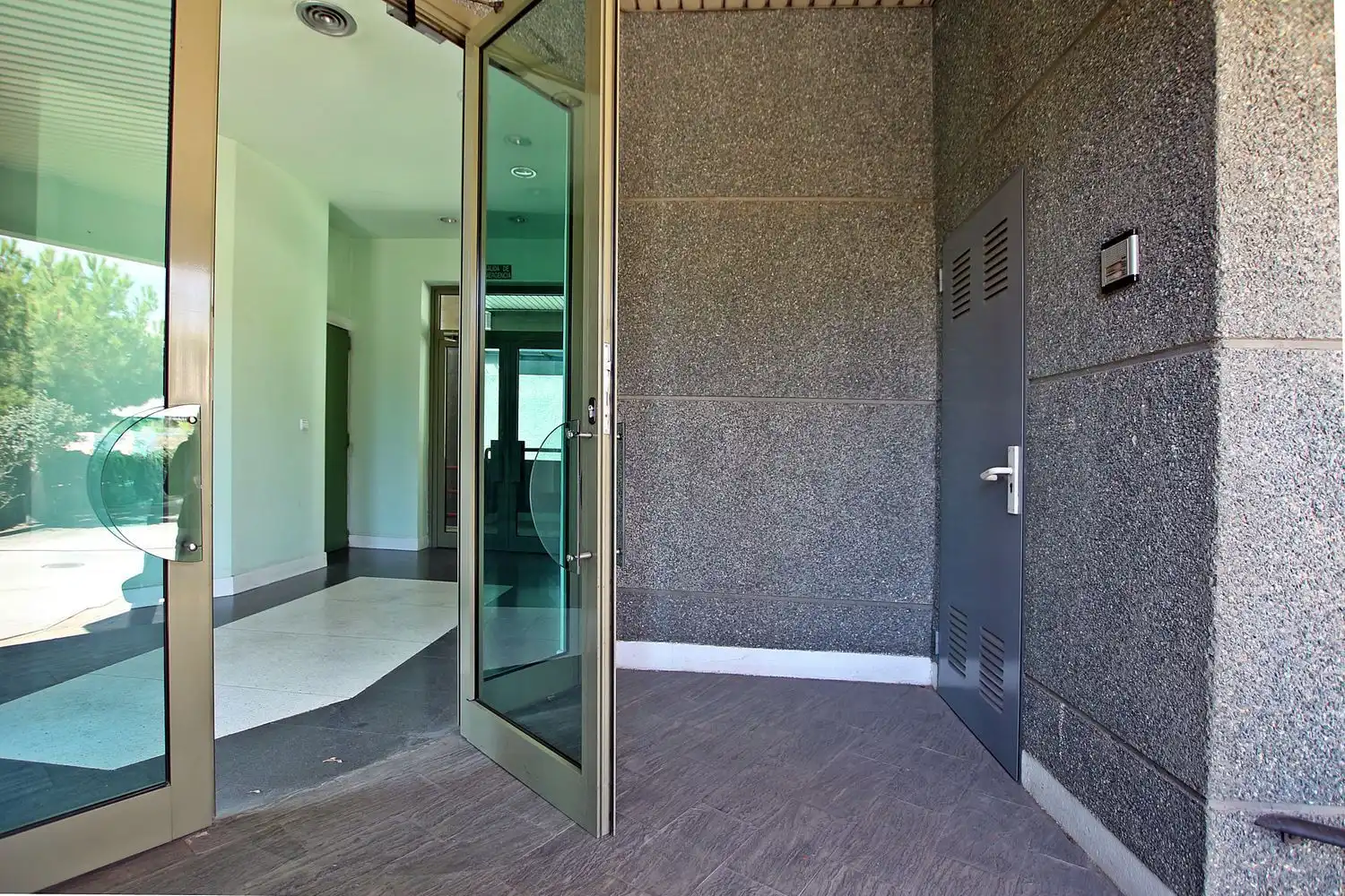 Office for rent in Madrid  with Heating