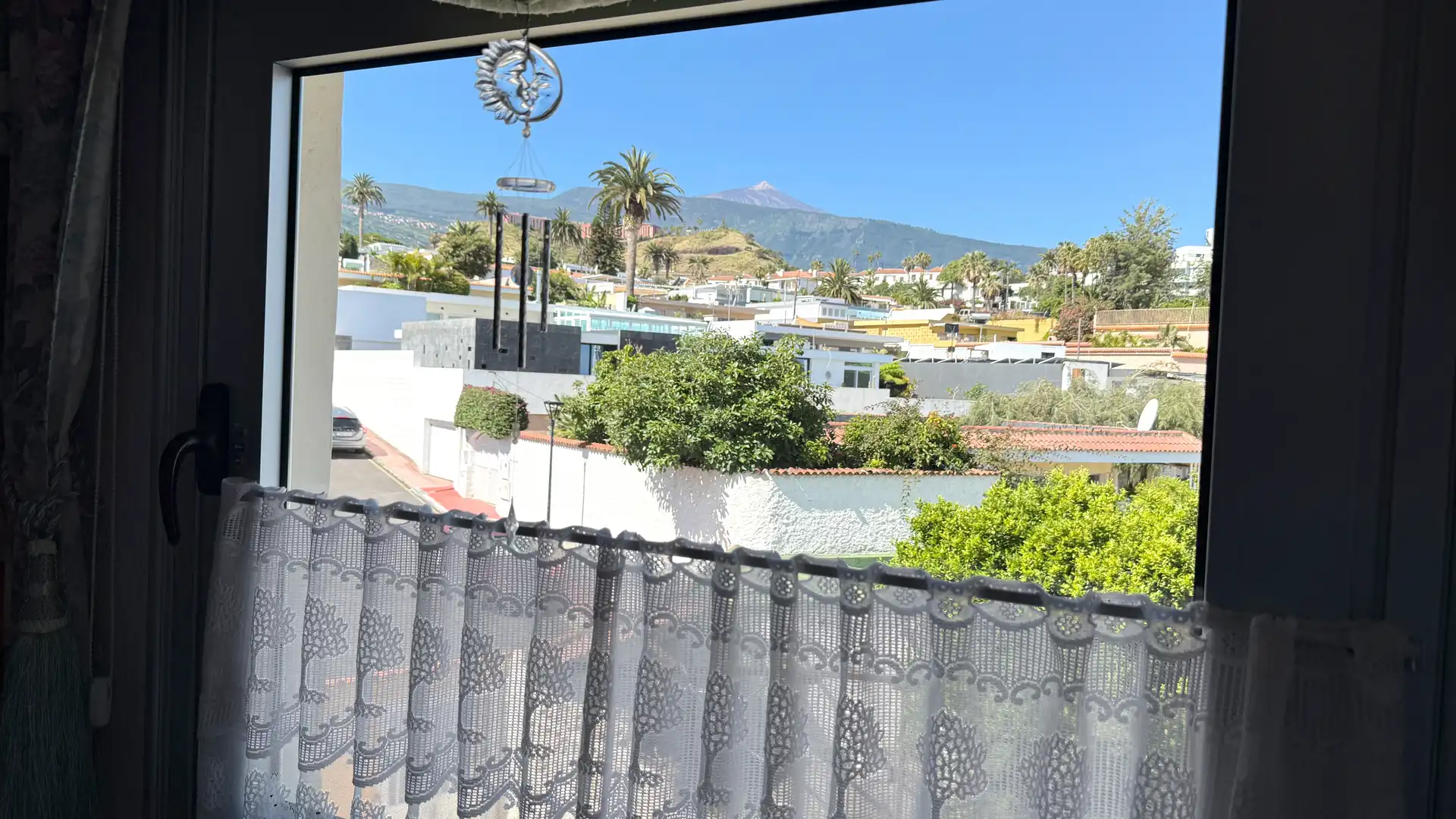 Vista exterior de Ático en venta en Puerto de la Cruz con Trastero, Amueblado y Balcón