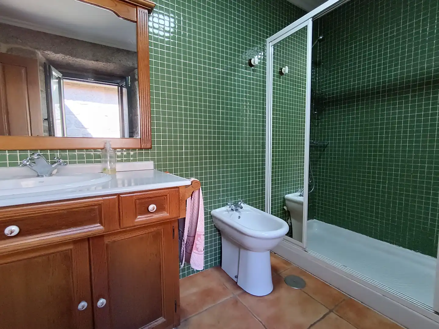 Bany de Casa o xalet en venda en Soutomaior amb Calefacció, Jardí privat i Terrassa