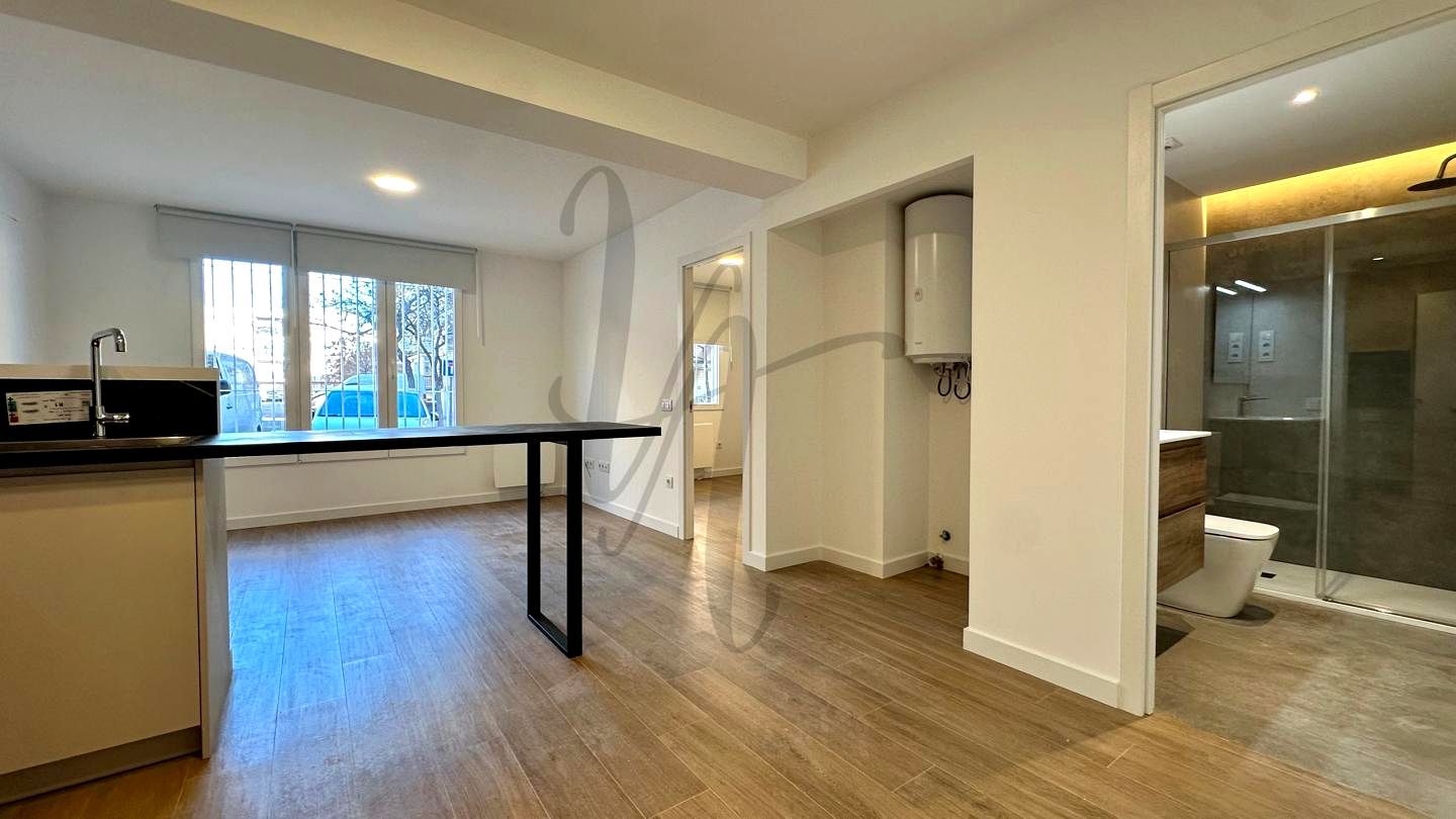 Cuina de Planta baixa en venda en Alcobendas amb Calefacció i Traster