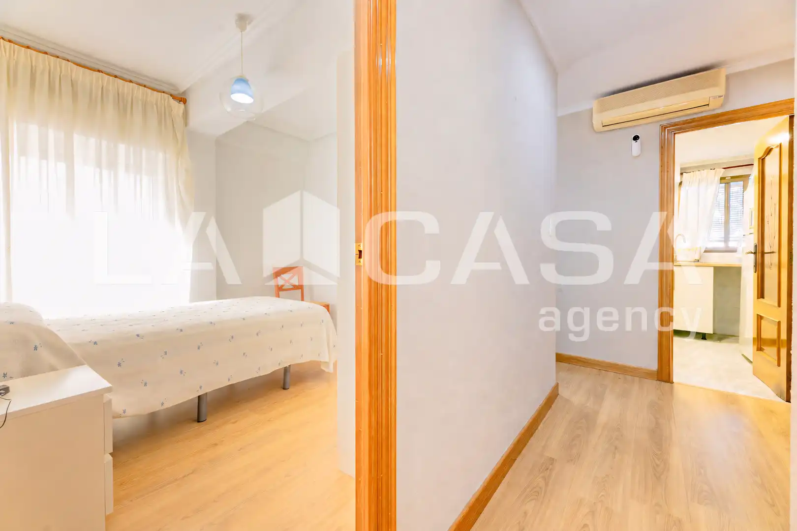 Habitación de Piso en venta en Valencia con Balcón