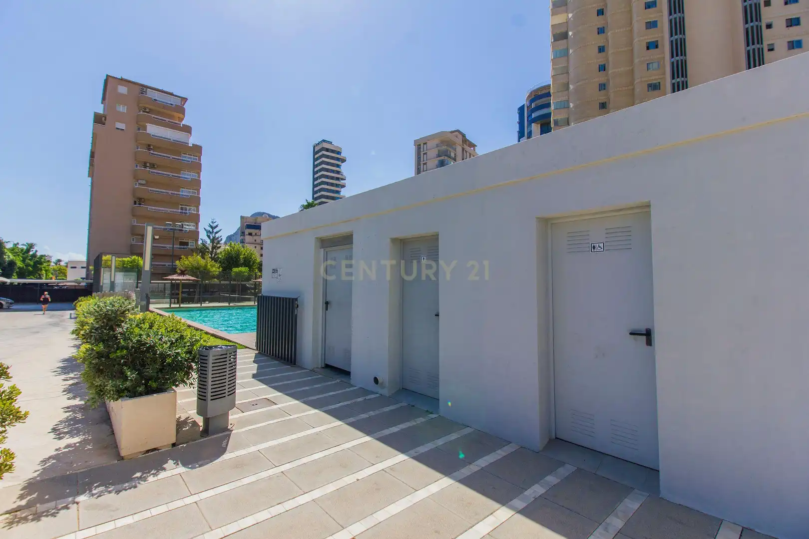 Vista exterior de Apartamento de alquiler en Calpe / Calp con Aire acondicionado, Jardín privado y Amueblado