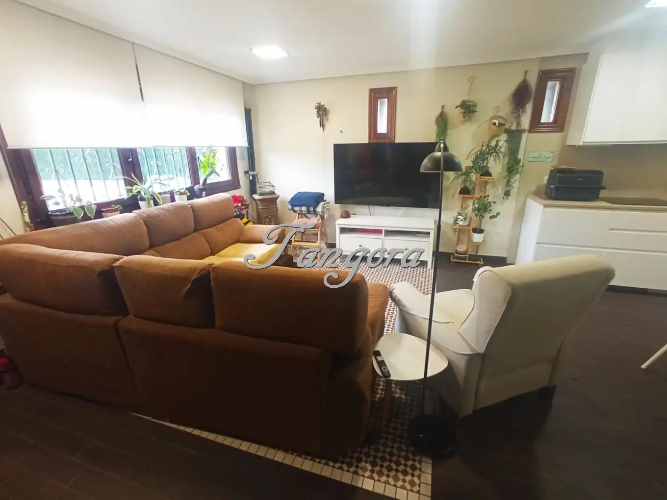 Wohnzimmer von Einfamilien-Reihenhaus zum Verkauf in Abanto y Ciérvana-Abanto Zierbena mit Heizung, Privatgarten und Parkett