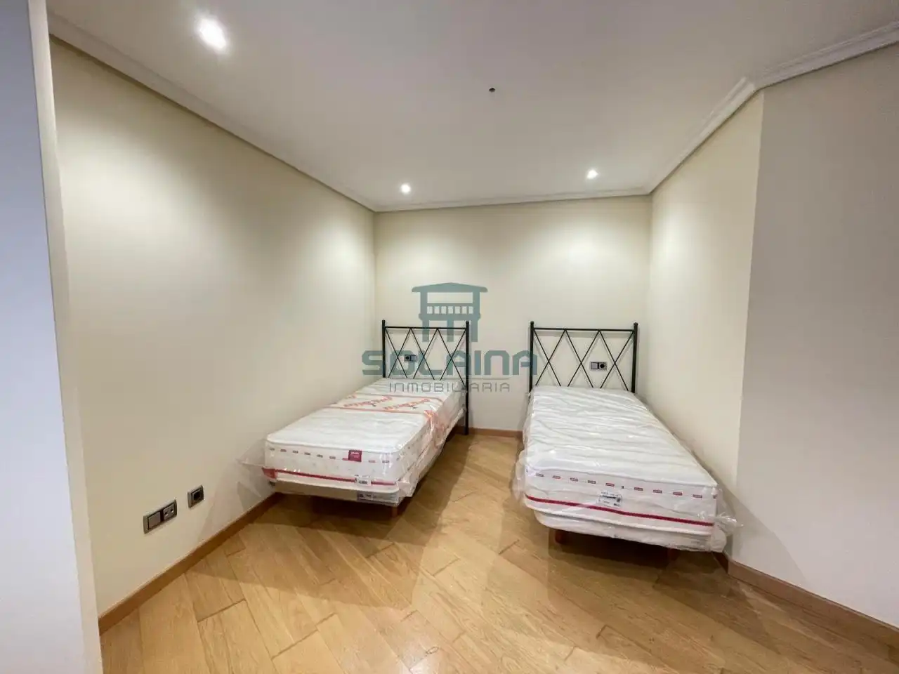 Bedroom of Flat for rent in Ourense Capital   with Heating