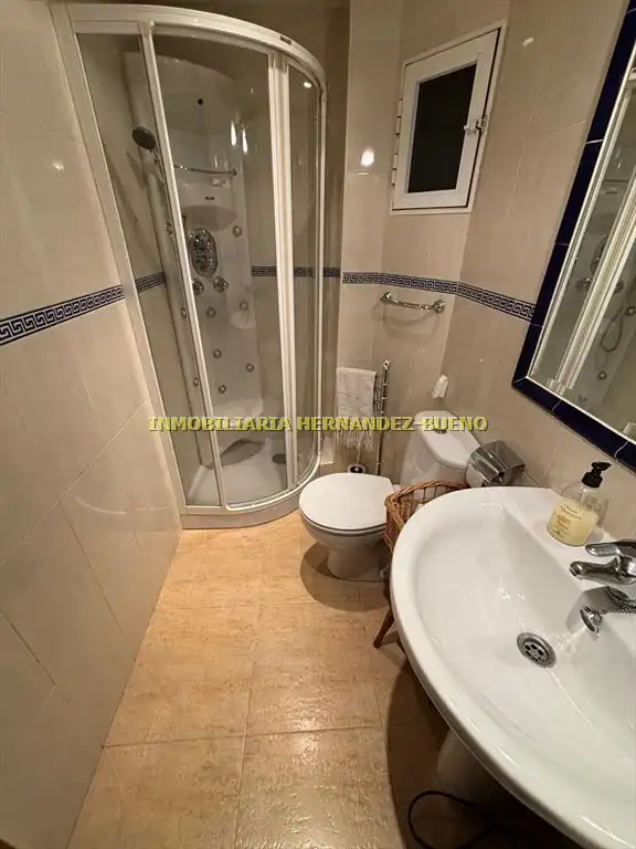 Badezimmer von Wohnung zum Verkauf in Salamanca mit Heizung und Terrasse