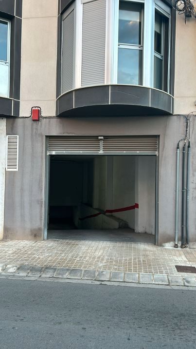 Garage to rent in Sueca ciudad, Sueca