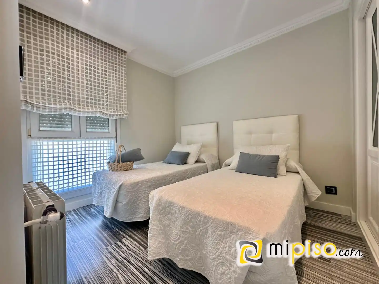 Schlafzimmer von Wohnung zur Miete in Laredo mit Terrasse und Möbliert