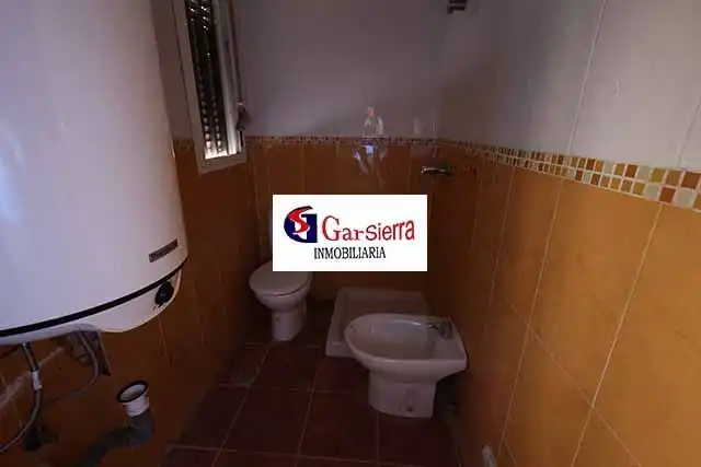 Baño de Casa o chalet en venta en Erustes con Calefacción, Jardín privado y Trastero