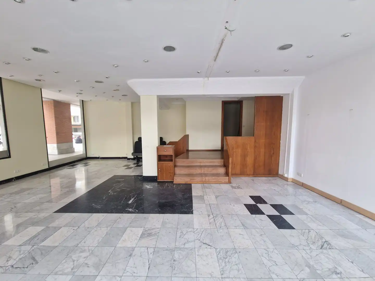 Local en venta en Egia 