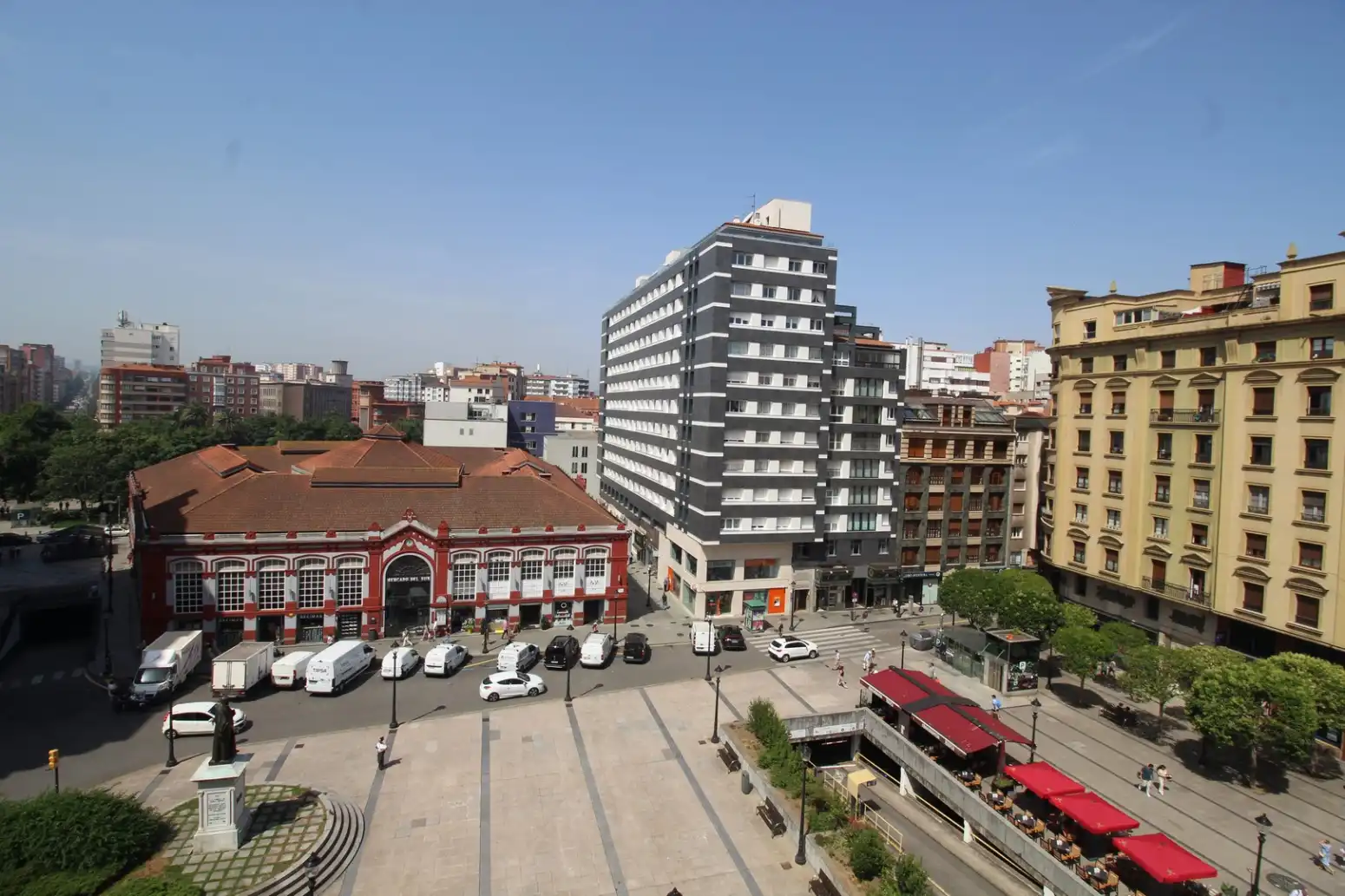 Exterior view of Flat for rent in Gijón   with Heating and Parquet flooring