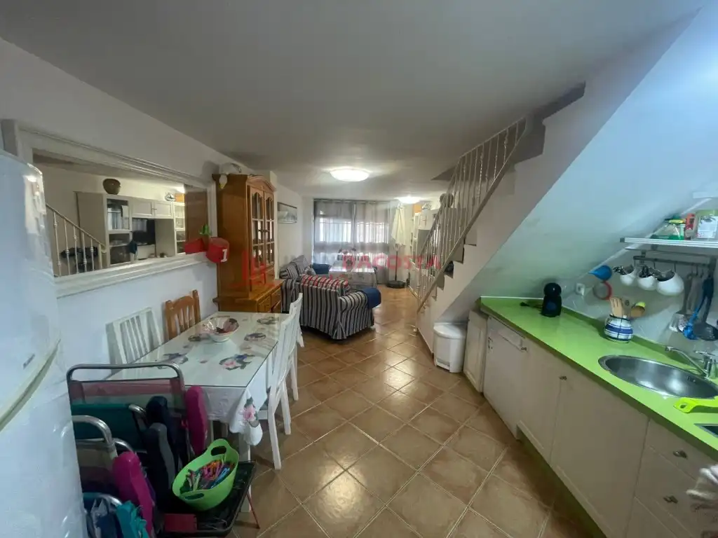 Casa adosada en venta en Calle Veleta, La Antilla