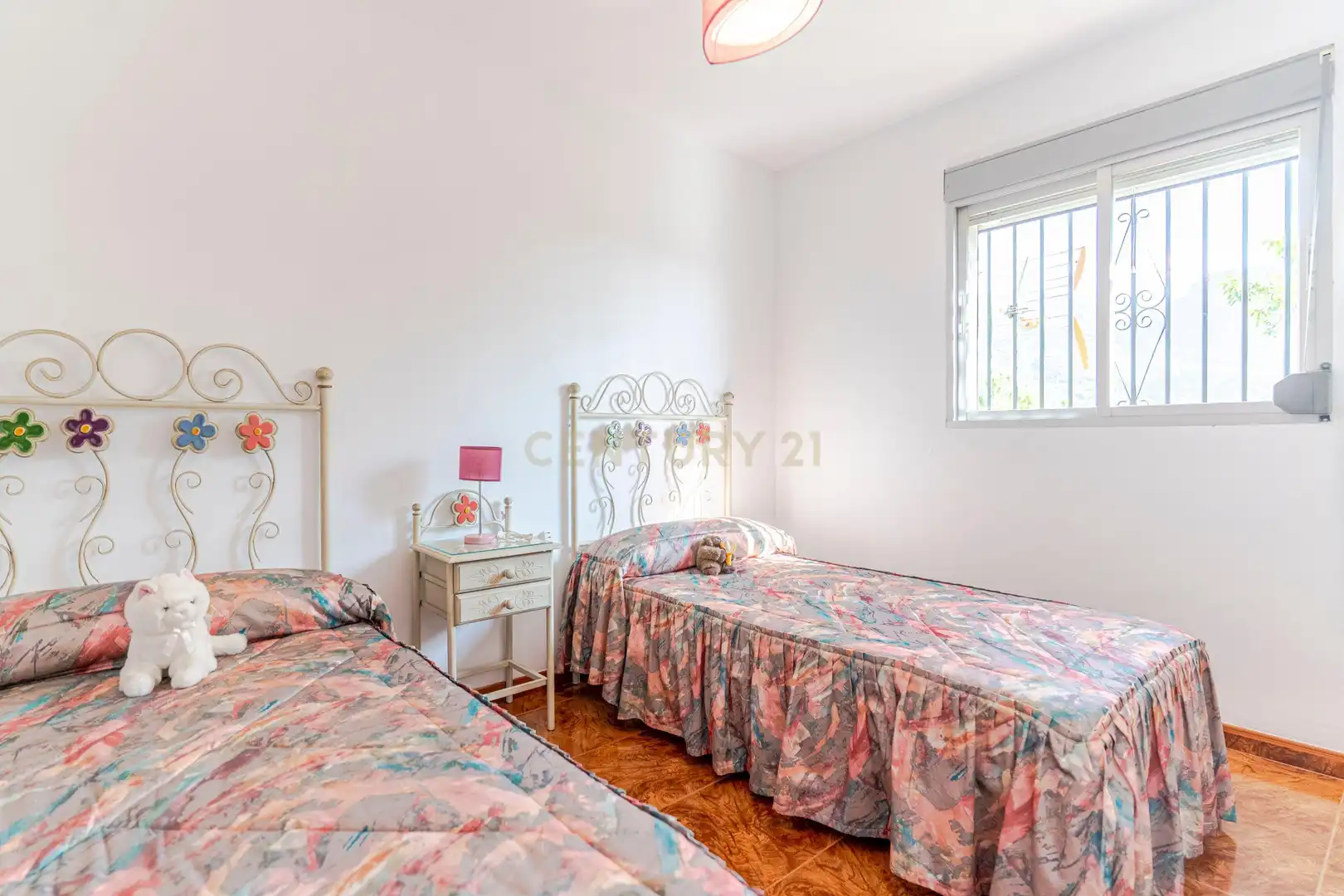 Habitación de Casa o chalet en venta en Güéjar Sierra con Jardín privado, Trastero y Piscina