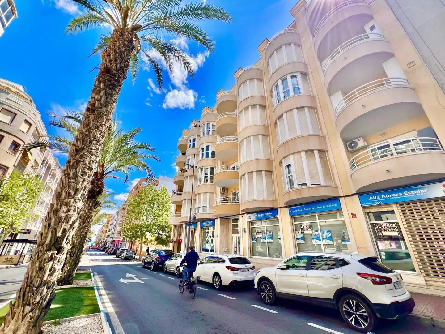 Außenansicht von Wohnungen zum Verkauf in Torrevieja mit Klimaanlage, Heizung und Möbliert