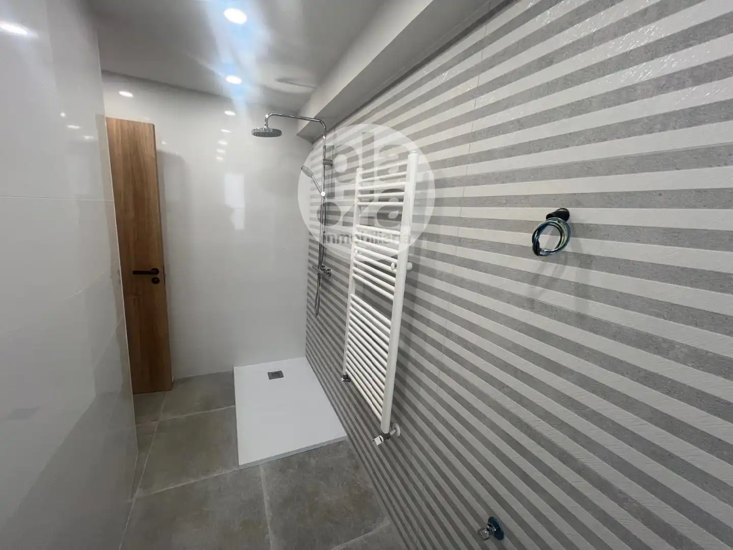 Bathroom of Flat for sale in Burgos  with Heating
