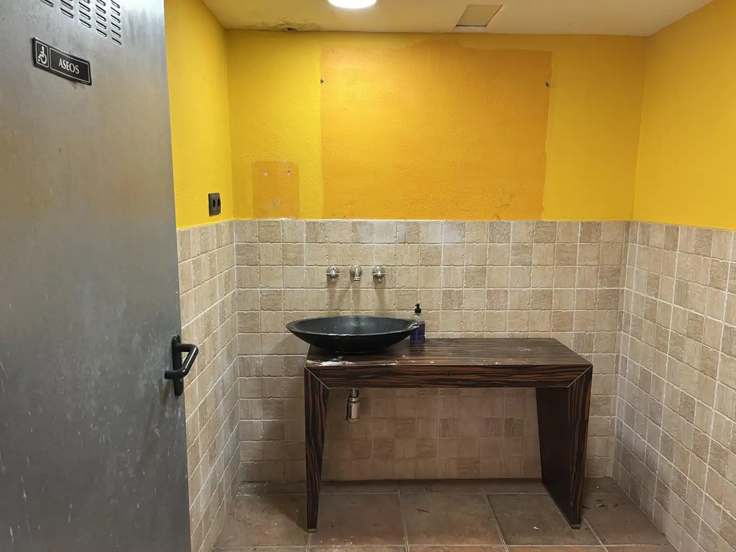 Business premises to rent in de l'Hospital, imagen 11