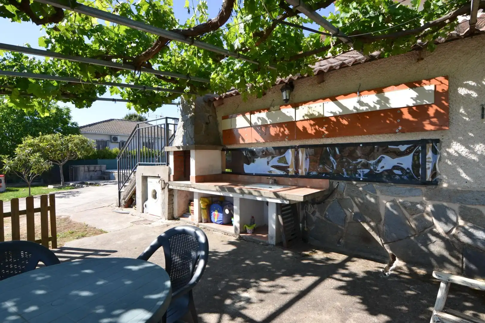 Terrassa de Casa o xalet en venda en Casarrubios del Monte amb Calefacció, Jardí privat i Terrassa
